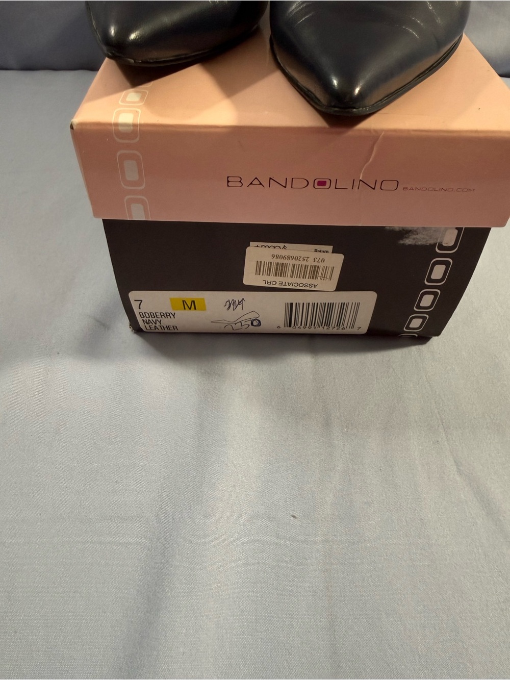 Bandolino Navy Pointed-Toe Leather Pumps - Classic Slip-On Heels - Picture 2 of 7